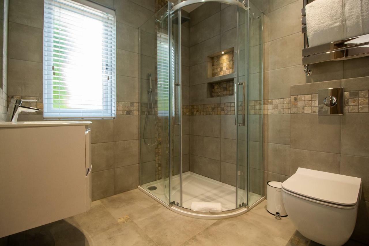 Signature Suites Peterborough Esterno foto