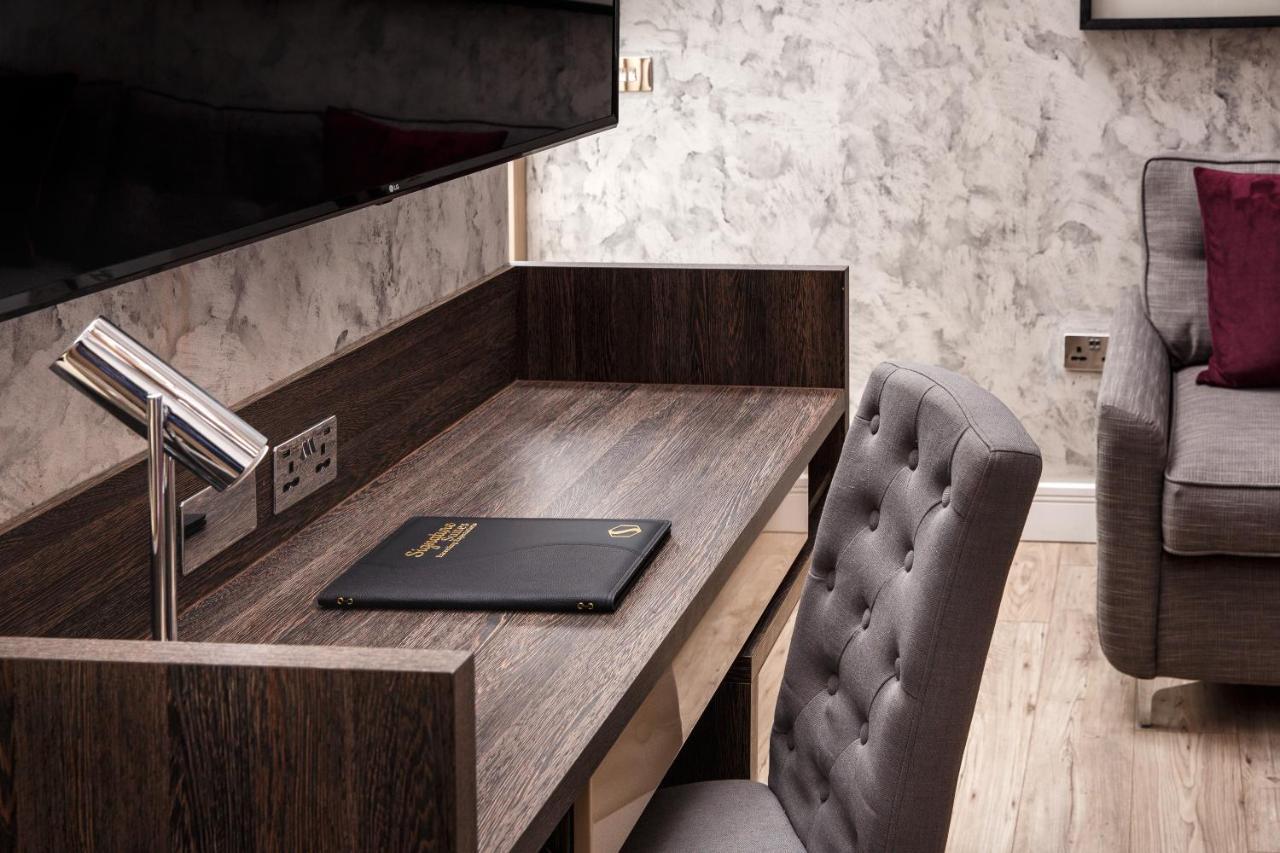 Signature Suites Peterborough Esterno foto