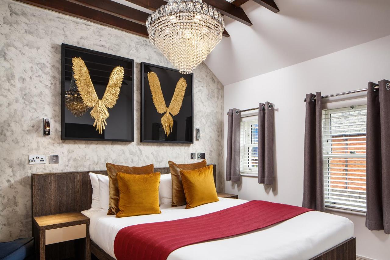 Signature Suites Peterborough Esterno foto