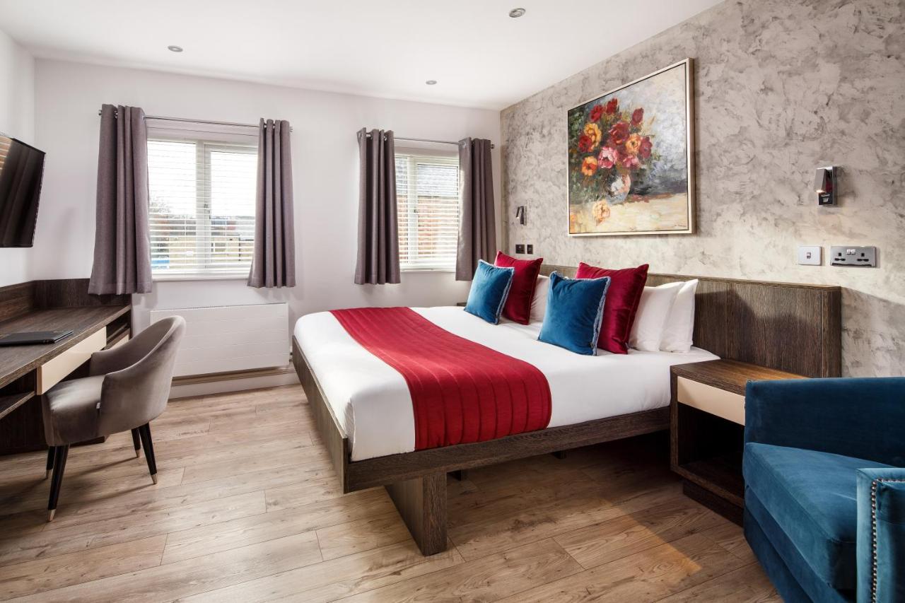 Signature Suites Peterborough Esterno foto