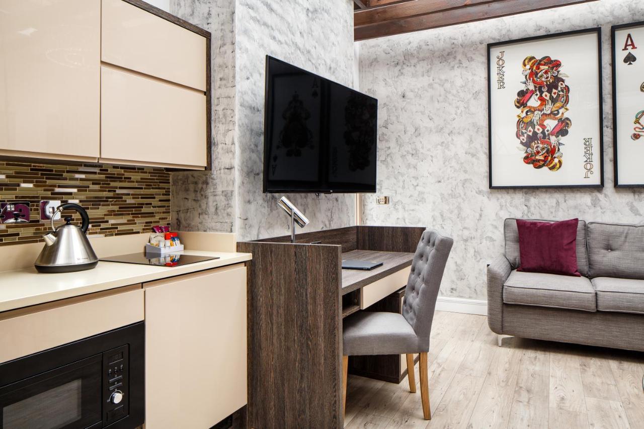 Signature Suites Peterborough Esterno foto